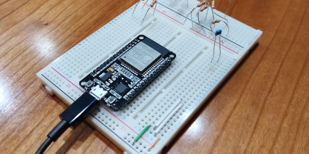 stakのWiFiモジュールにEspressifのESP32(ESP-WROOM-32)を使用した理由