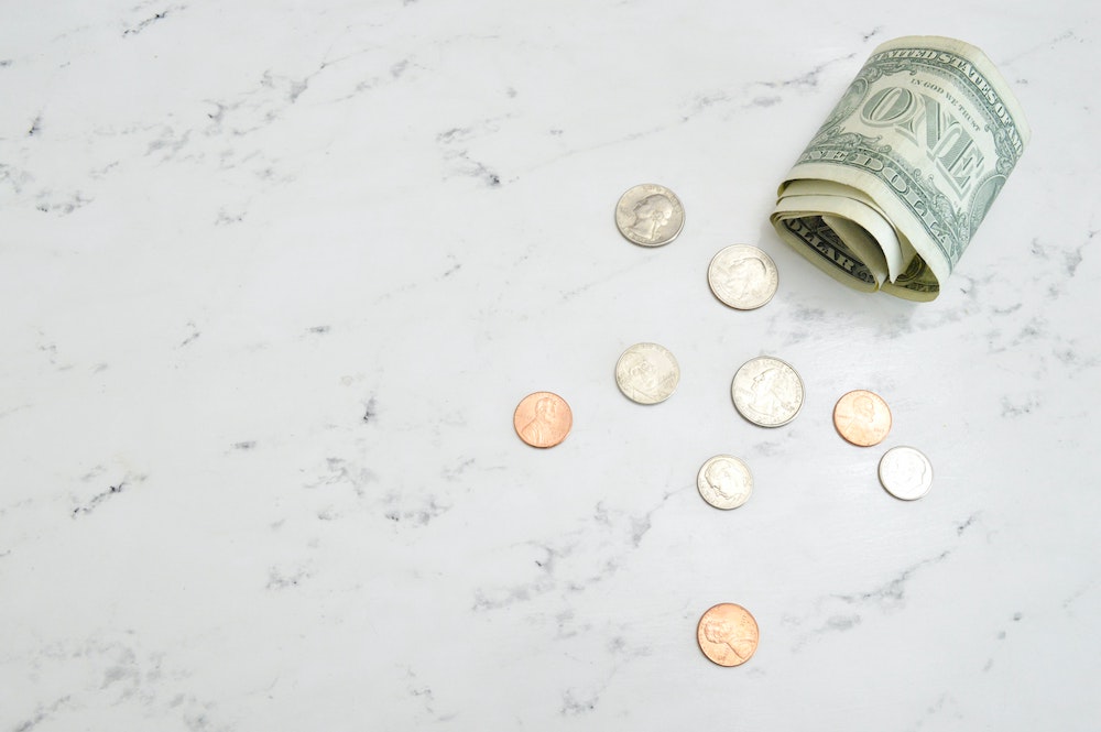 16世紀に遡るすべての人に無条件で現金を配るベーシックインカムという制度