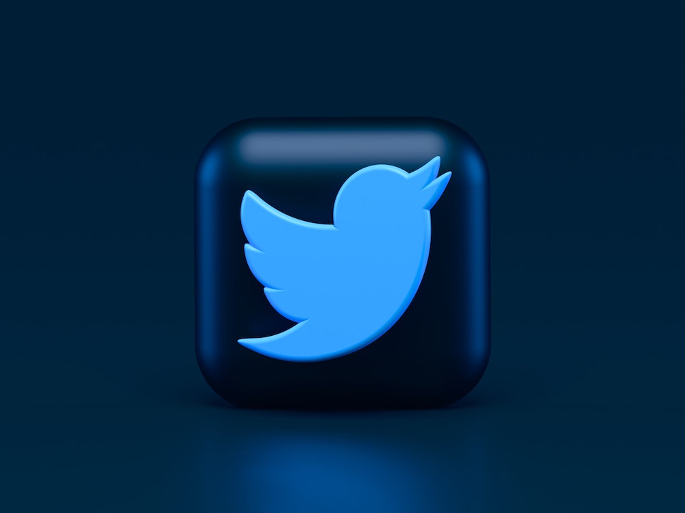 イーロン・マスクがTwitter買収を示唆した理由