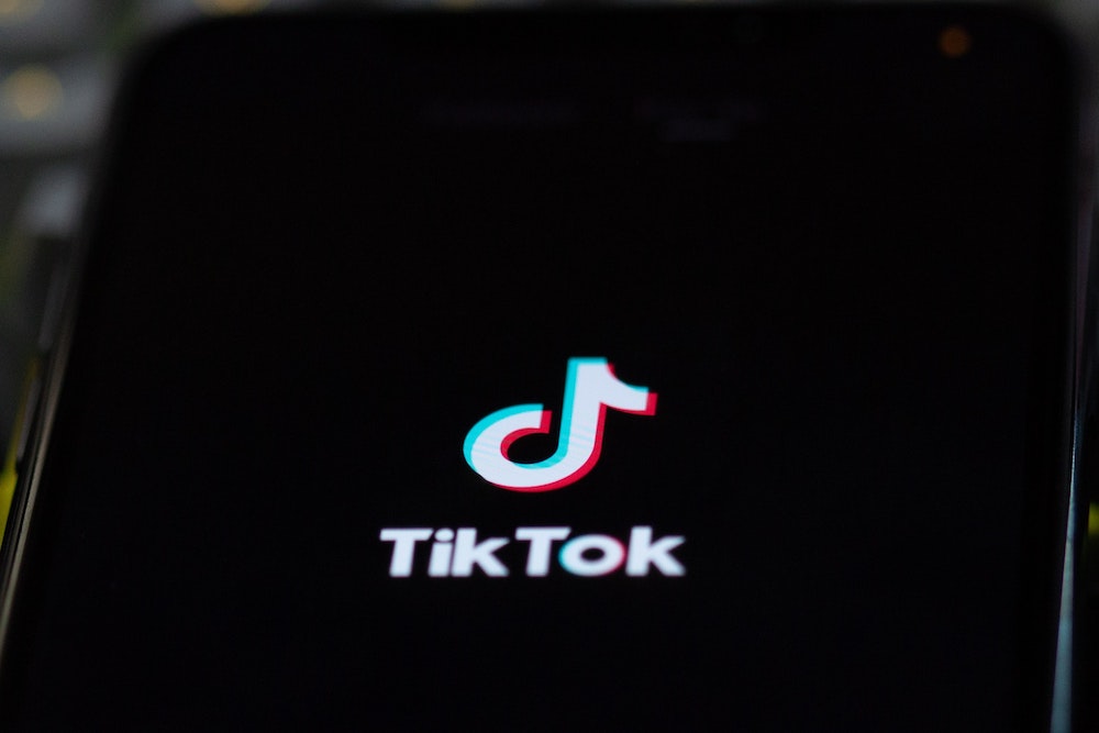 企業がTikTokをブランディングやマーケティングに活用する方法