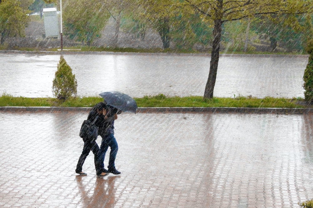 気象庁のデータから読み解くゲリラ豪雨の実態と推移